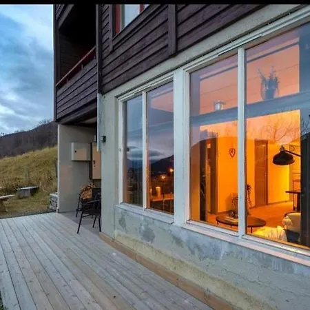 Alpint Ski Cabin Ski In Ski Out